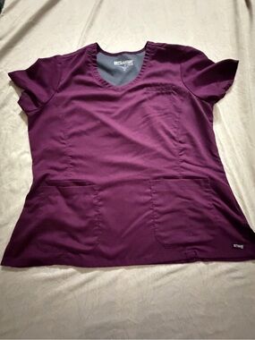 Grey's Anatomy Short Sleeve V-Neck Scrub Top in Plum